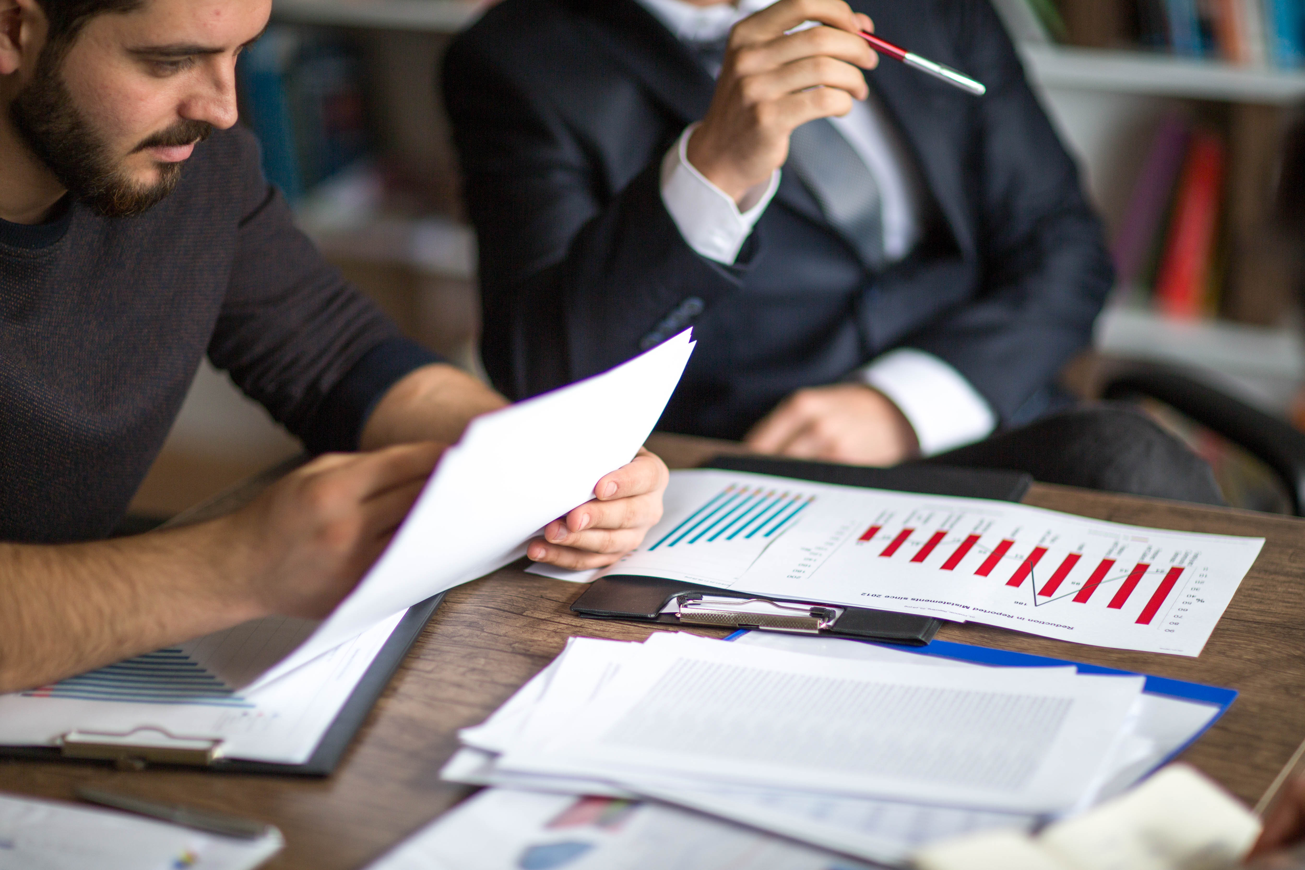 如何尋找專業的永續報告書編製顧問公司?