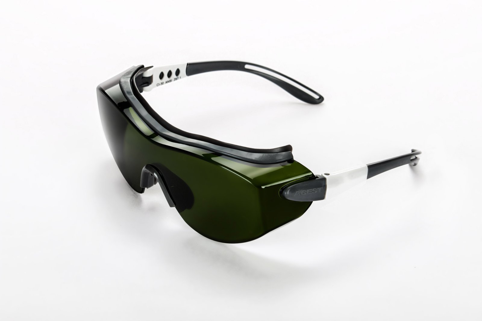 家榮國際護目鏡商品型錄設計整體呈現