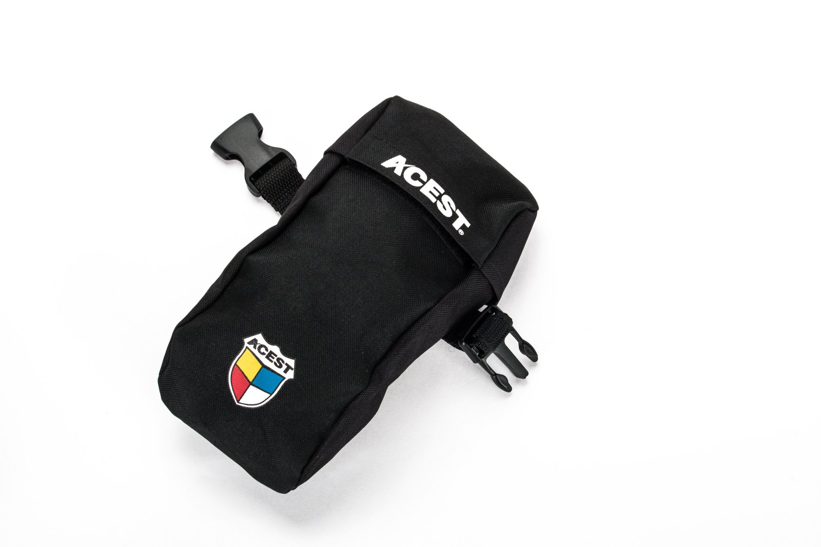 家榮國際護目鏡商品型錄設計應用情境